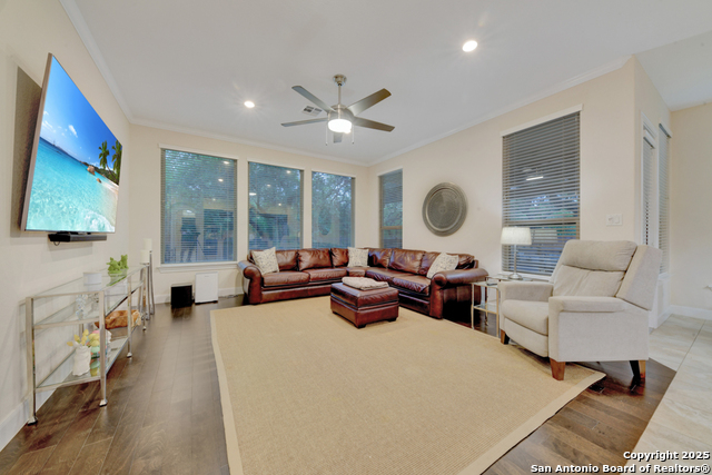 10522 Far Reaches Ln Property Photo 4
