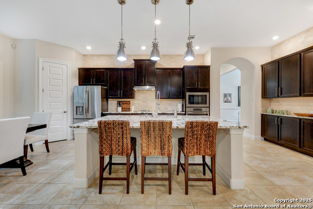 10522 Far Reaches Ln Property Photo 6