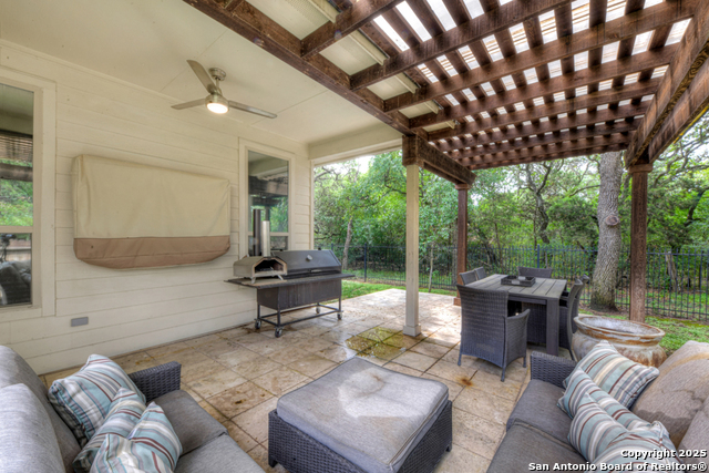10522 Far Reaches Ln Property Photo 24