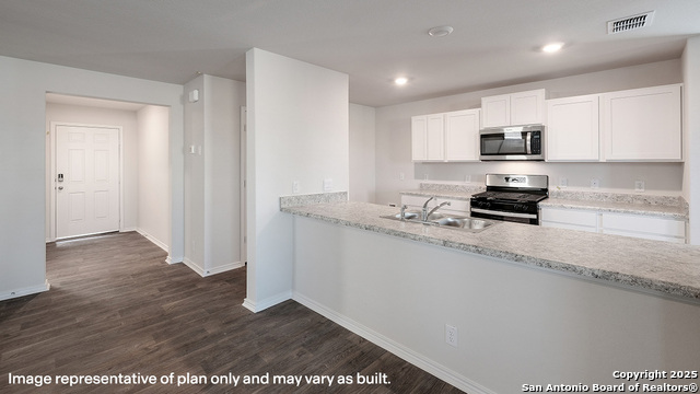 1128 Andean Emerald Property Photo 4
