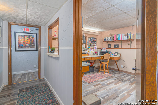 1017 E Kingsbury St Property Photo 16