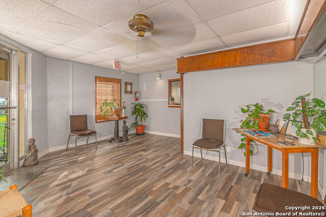 1017 E Kingsbury St Property Photo 17