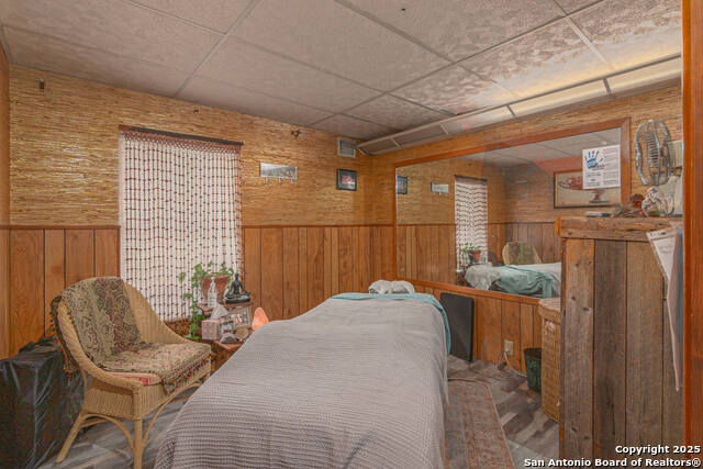 1017 E Kingsbury St Property Photo 24