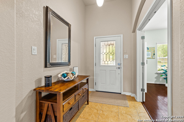 917 Miraflores Property Photo 3