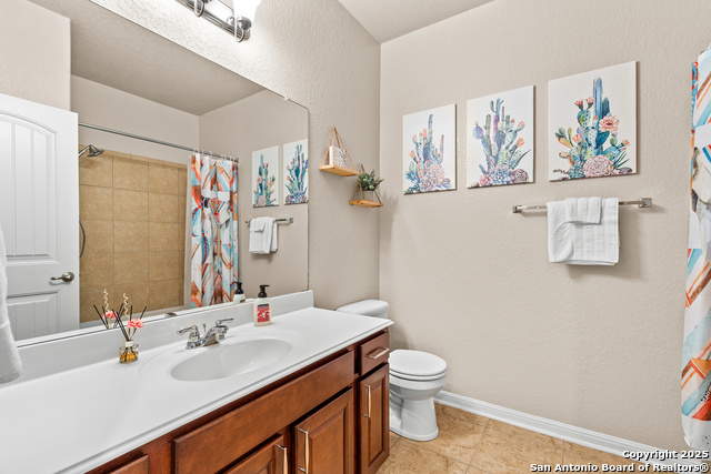 917 Miraflores Property Photo 7