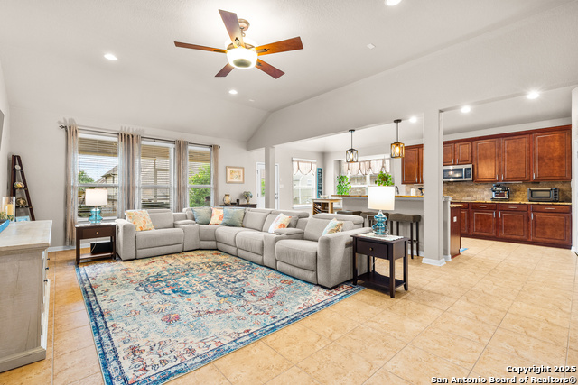 917 Miraflores Property Photo 16