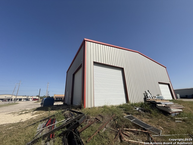 1237 W Oaklawn Property Photo 8