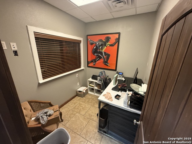 1237 W Oaklawn Property Photo 14