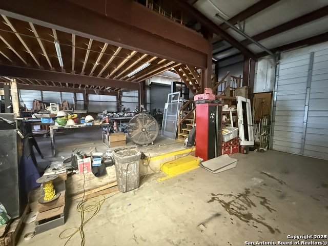 1237 W Oaklawn Property Photo 15