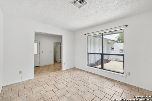 5822 Bennington Property Photo 10