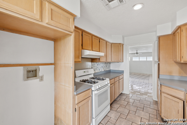 5822 Bennington Property Photo 14
