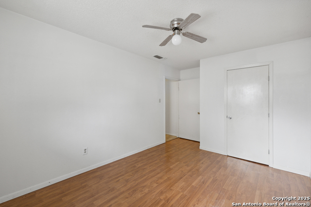 5822 Bennington Property Photo 23