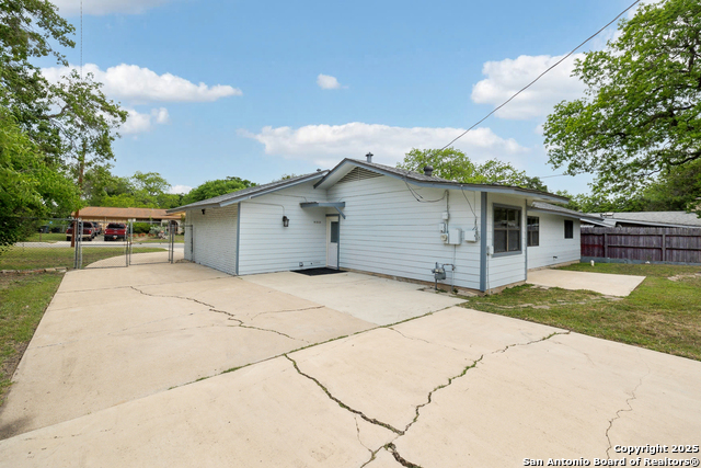 5822 Bennington Property Photo 36