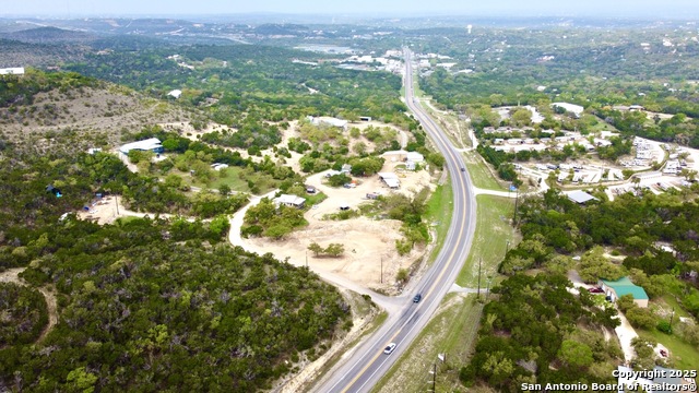 1340 Hinch Property Photo 4