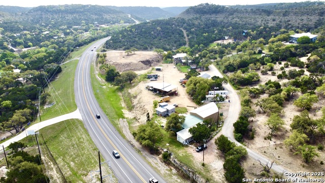 1340 Hinch Property Photo 10