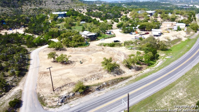 1340 Hinch Property Photo 14