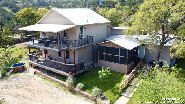 1340 Hinch Property Photo 20