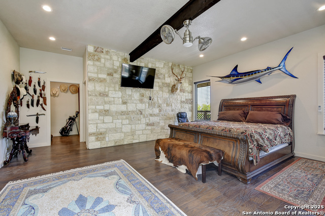 1340 Hinch Property Photo 43