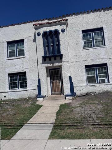 301 Warren Property Photo