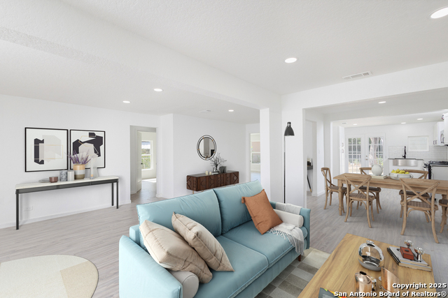 634 Venice Property Photo