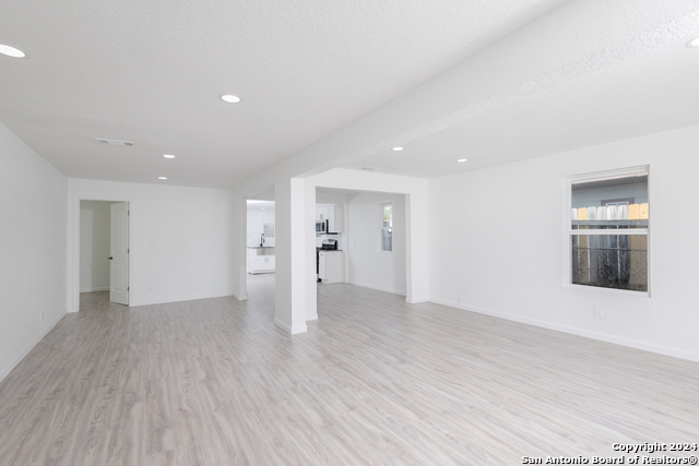 634 Venice Property Photo 14