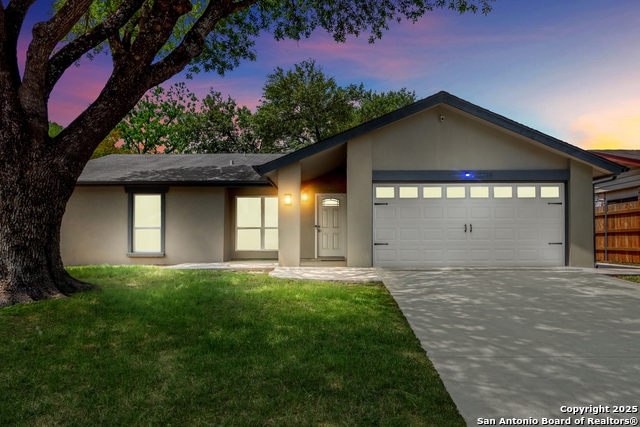 12319 La Albada Property Photo 1