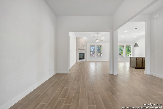 9403 Everly Landing Property Photo 8