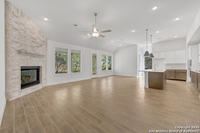 9403 Everly Landing Property Photo 12