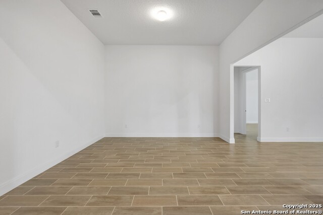 9403 Everly Landing Property Photo 23