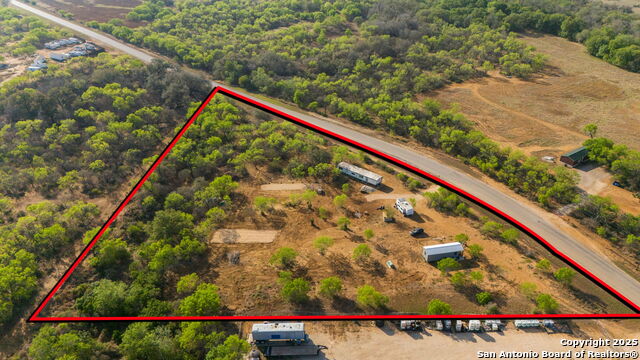 781 Corgey Rd Property Photo 5