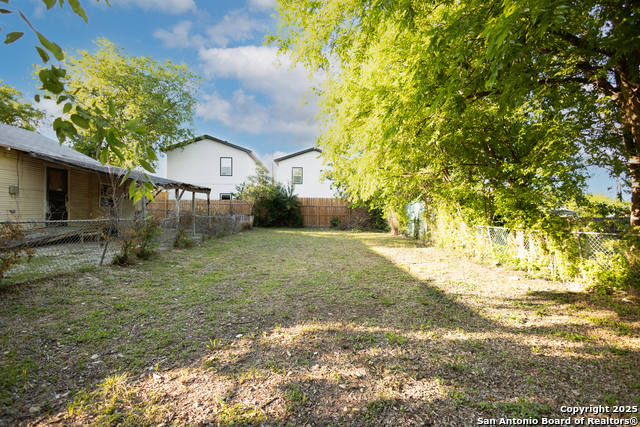 1203 Rivas St 1