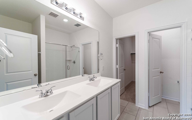 8920 Grey Elm Property Photo 10