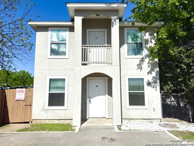 1627 N Navidad St Property Photo