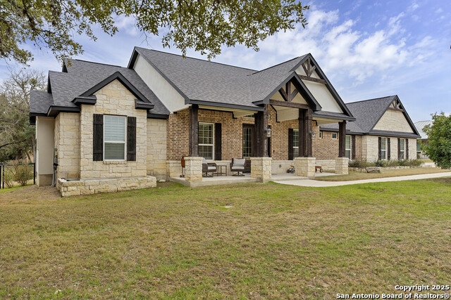 1033 Mystic Shores Blvd Property Photo 8