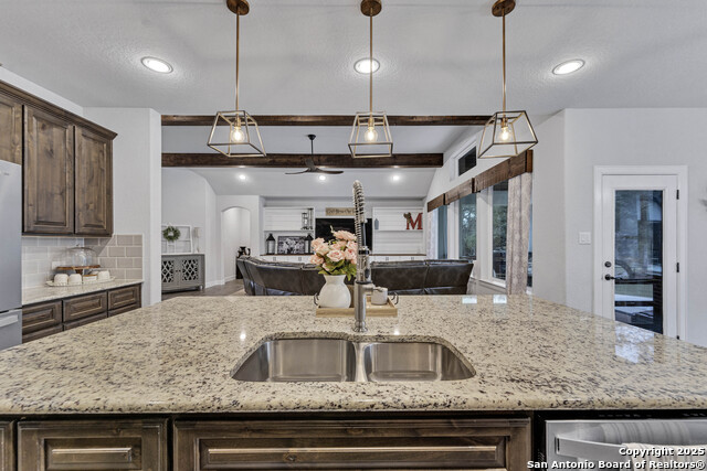 1033 Mystic Shores Blvd Property Photo 19