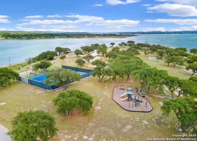 1033 Mystic Shores Blvd Property Photo 39