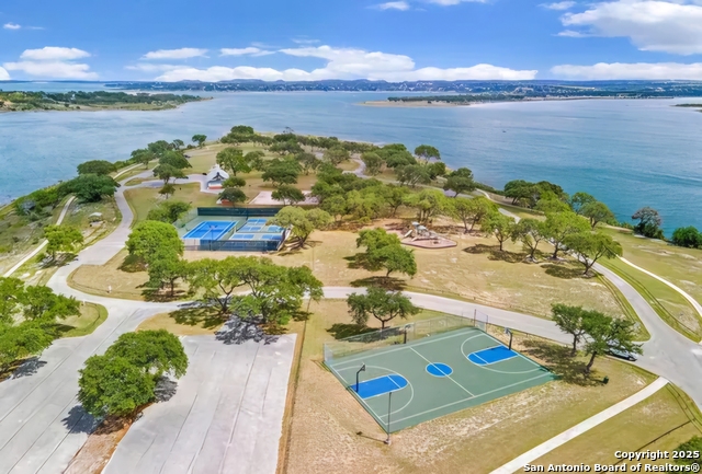 1033 Mystic Shores Blvd Property Photo 41