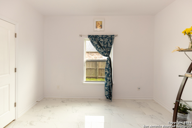 104 Fairway Dr Property Photo 11