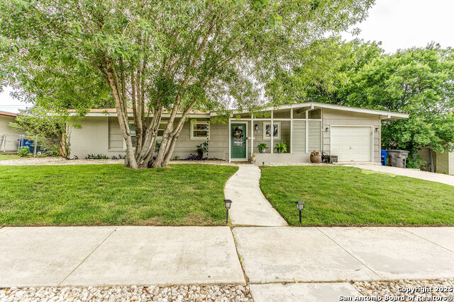 314 Sprucewood Property Photo