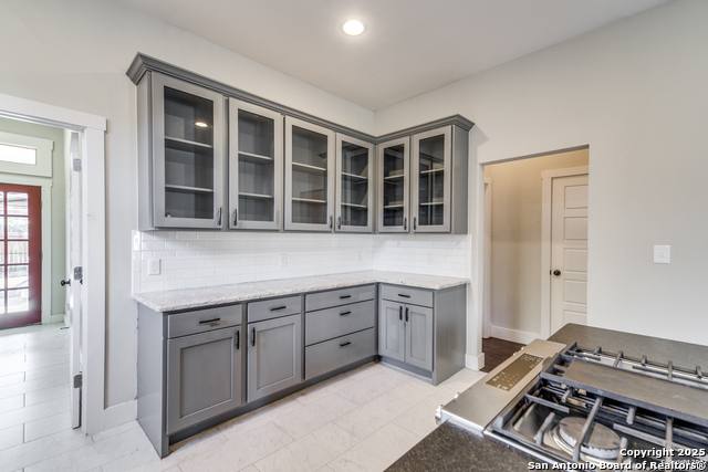 1106 Dawson Property Photo 8