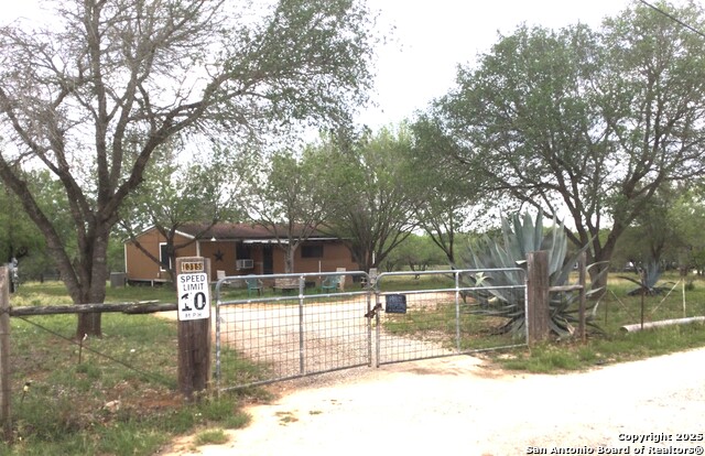 13155 Laguna Rd Property Photo 1