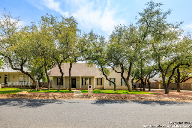 2211 Hedgestone Property Photo