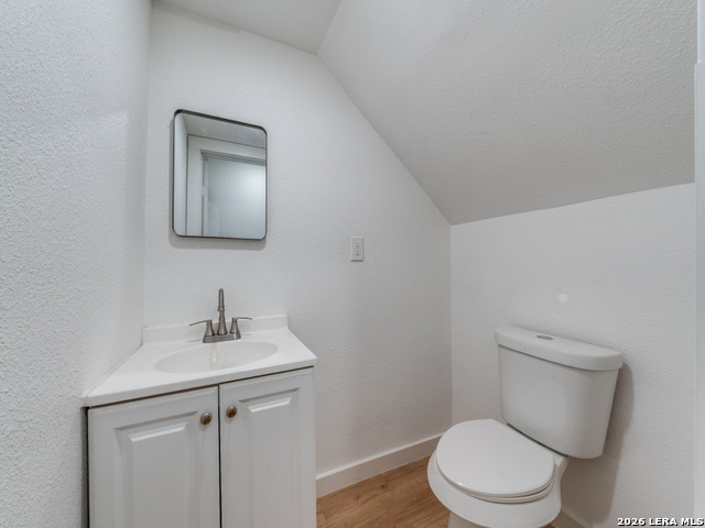 2207 Burnet Property Photo 16