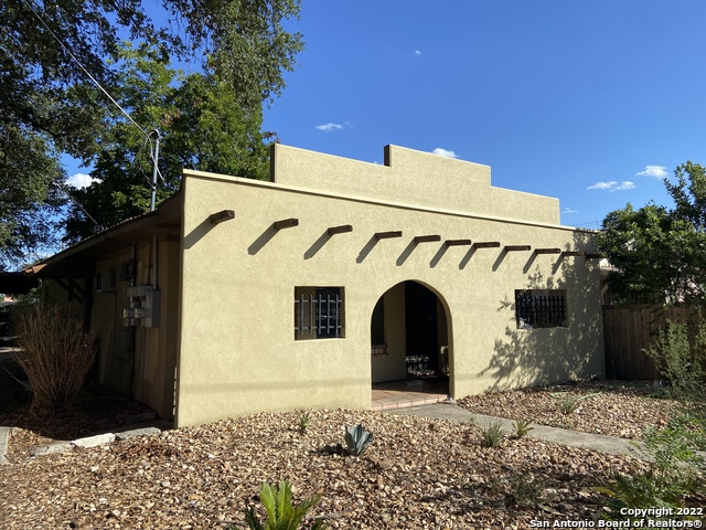 2316 W Olmos Dr Property Photo