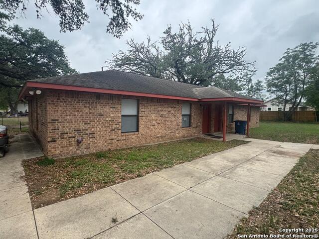 823 Dallas Property Photo