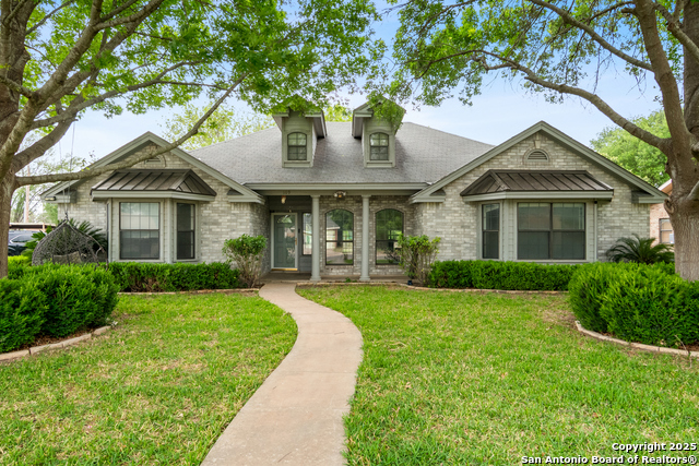 109 Weeping Willow Property Photo 1