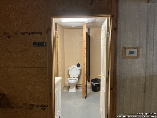 204 E Central Ave. Property Photo 5