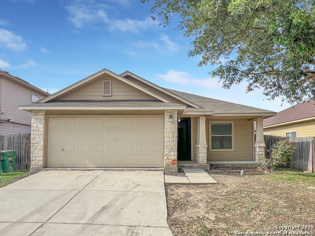9323 Longmire Trace Property Photo 1