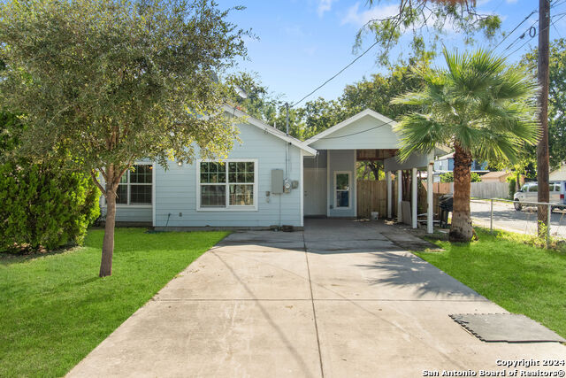 7234 Briar Pl Property Photo 1