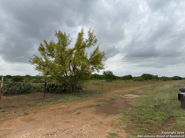 8762 Fm 140 Property Photo
